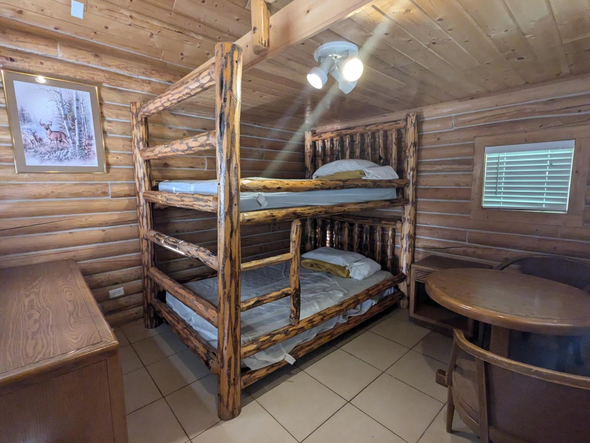Jared'S Wild Rose Ranch Resort Island Park Quarto foto